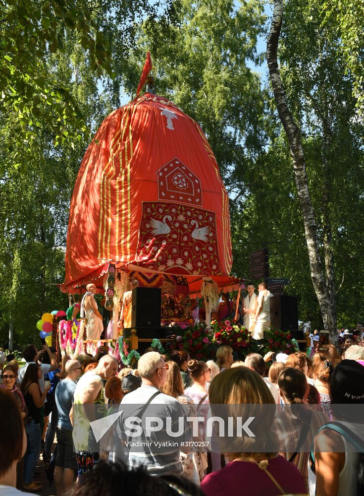 India's Independence Day celebrated in Sokolniki Park