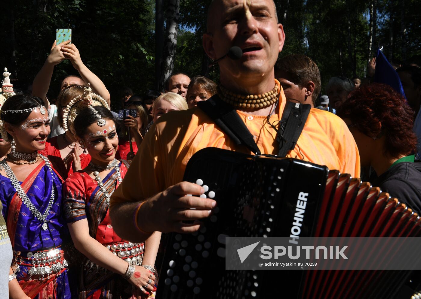 India's Independence Day celebrated in Sokolniki Park