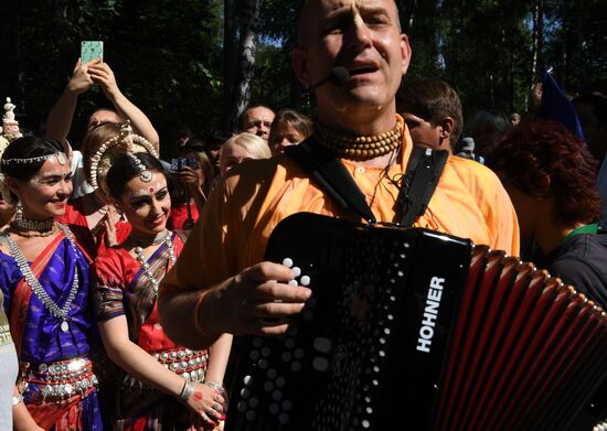 India's Independence Day celebrated in Sokolniki Park