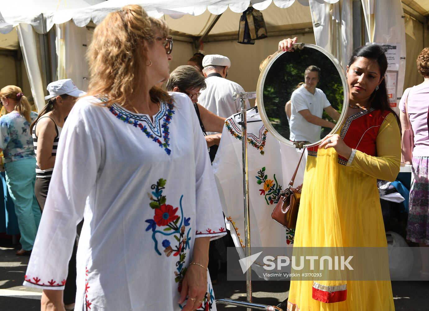 India's Independence Day celebrated in Sokolniki Park