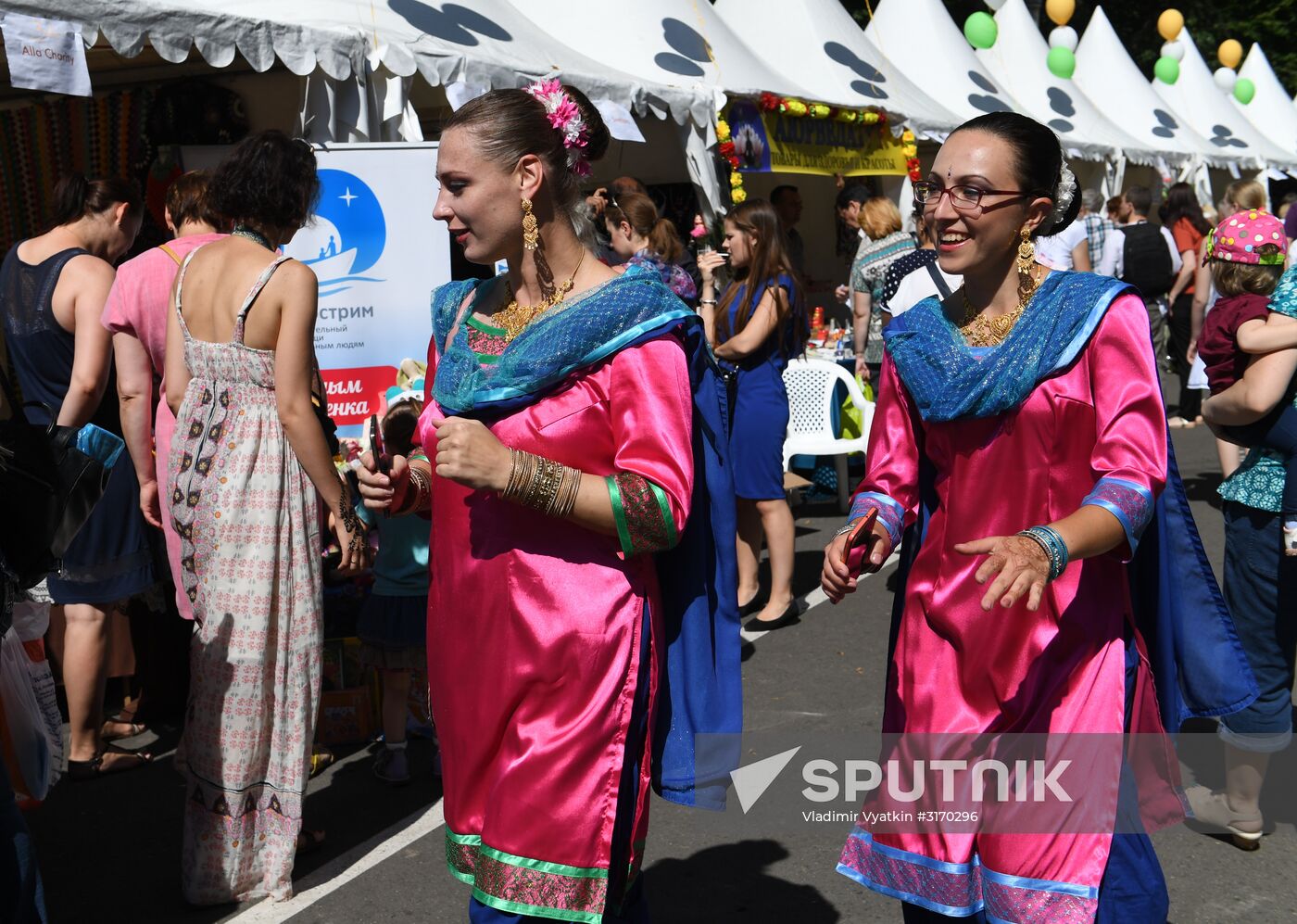 India's Independence Day celebrated in Sokolniki Park