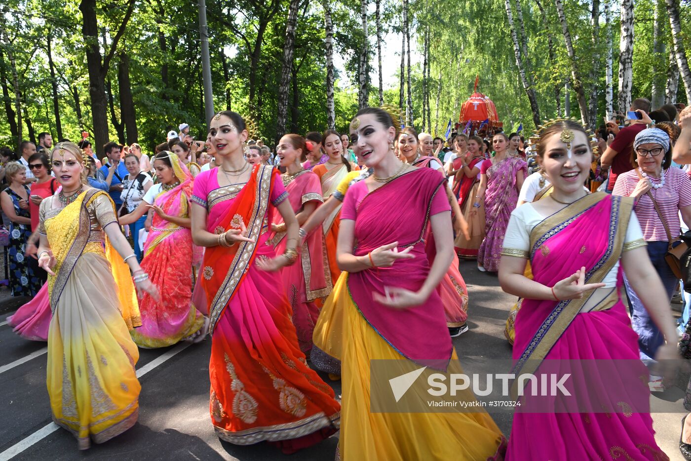 India's Independence Day celebrated in Sokolniki Park