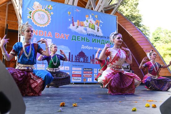 India's Independence Day celebrated in Sokolniki Park
