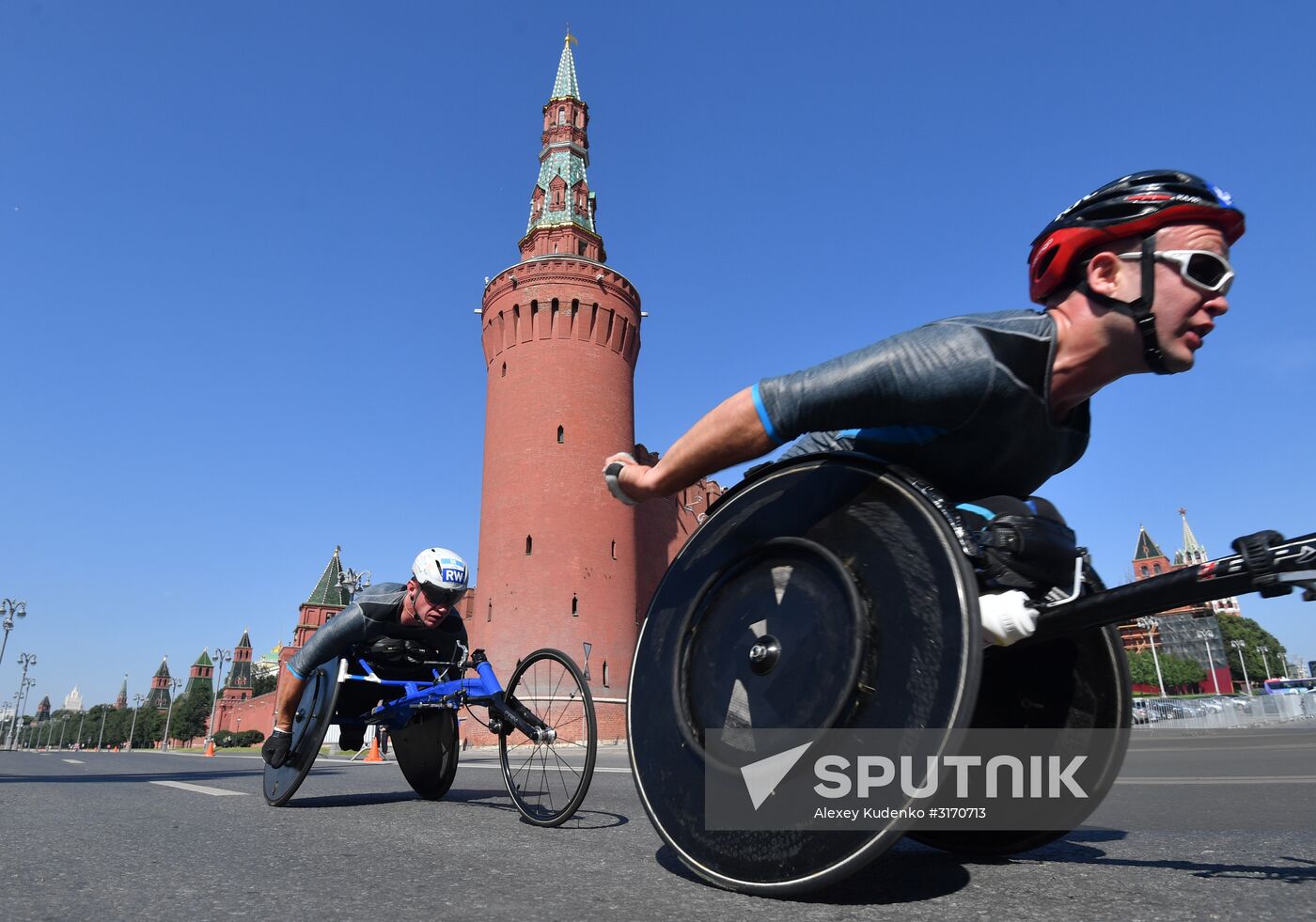 Luzhniki half-marathon in Moscow