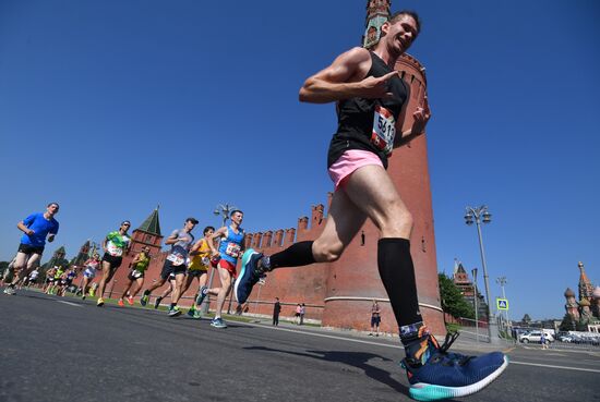 Luzhniki half-marathon in Moscow