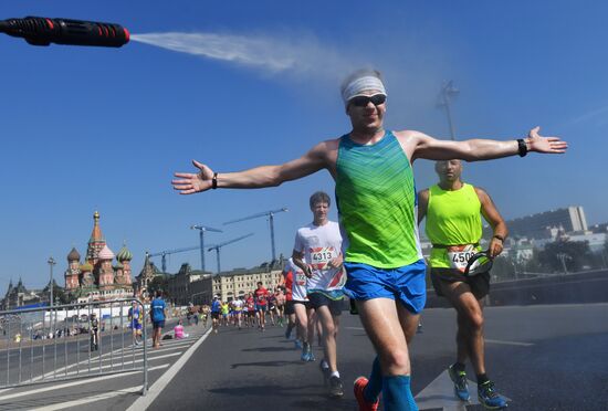Luzhniki half-marathon in Moscow