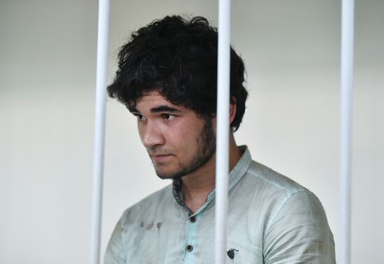 Hearings on motion to arrest four suspects of blast preparation in Moscow