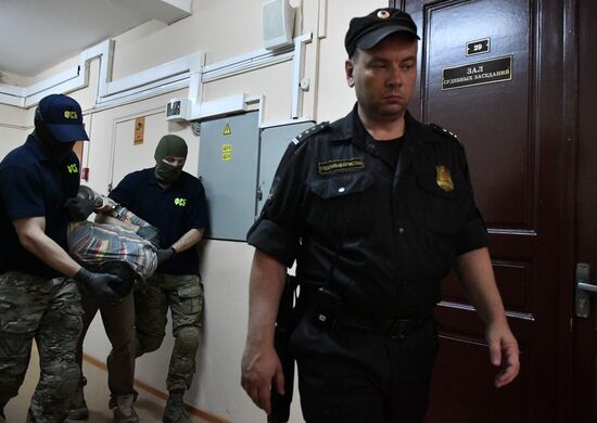Hearings on motion to arrest suspects of blast preparation in Moscow