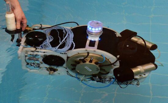 Far Eastern Federal University presents underwater robot