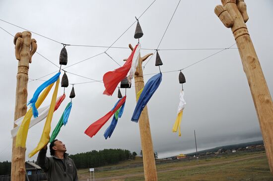 Sculptor and artist Dashi Namdakov comes to his native village in Trans-Baikal