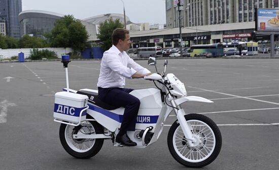 Kalashnikov Concern presents first Izh electric motorcycles for traffic police