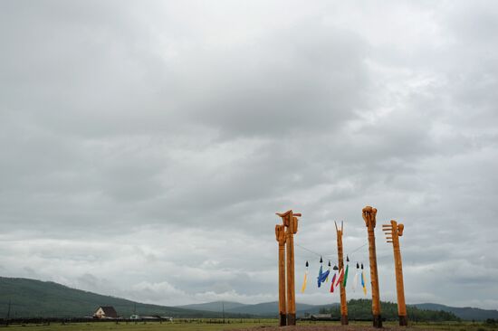 Sculptor and artist Dashi Namdakov comes to his native village in Trans-Baikal