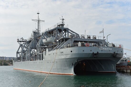Salvage ship Kommuna of the Black Sea Fleet