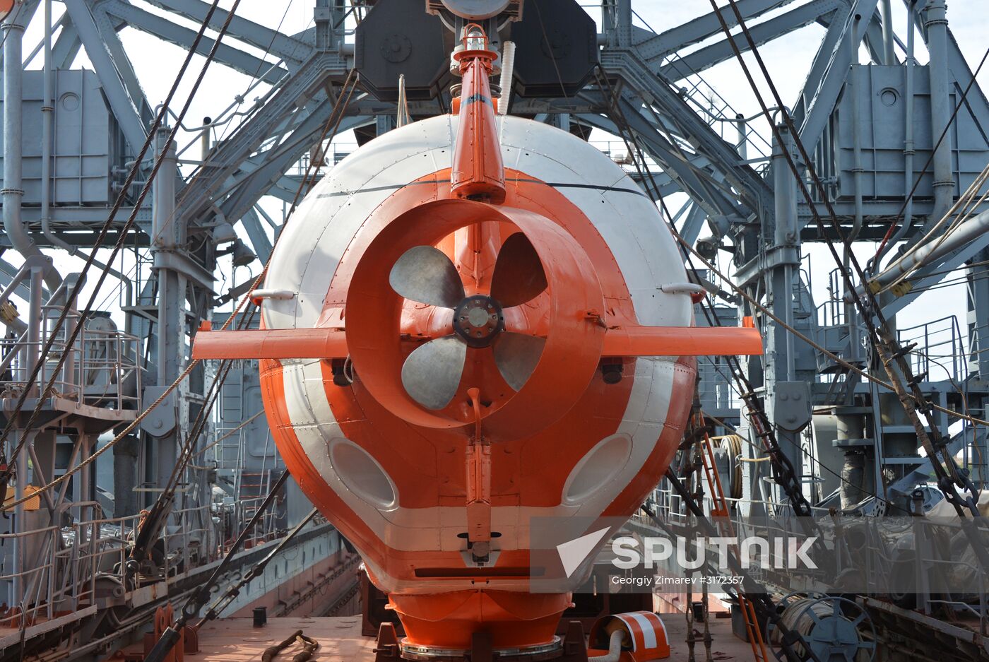 The salvage ship Kommuna of the Black Sea Fleet