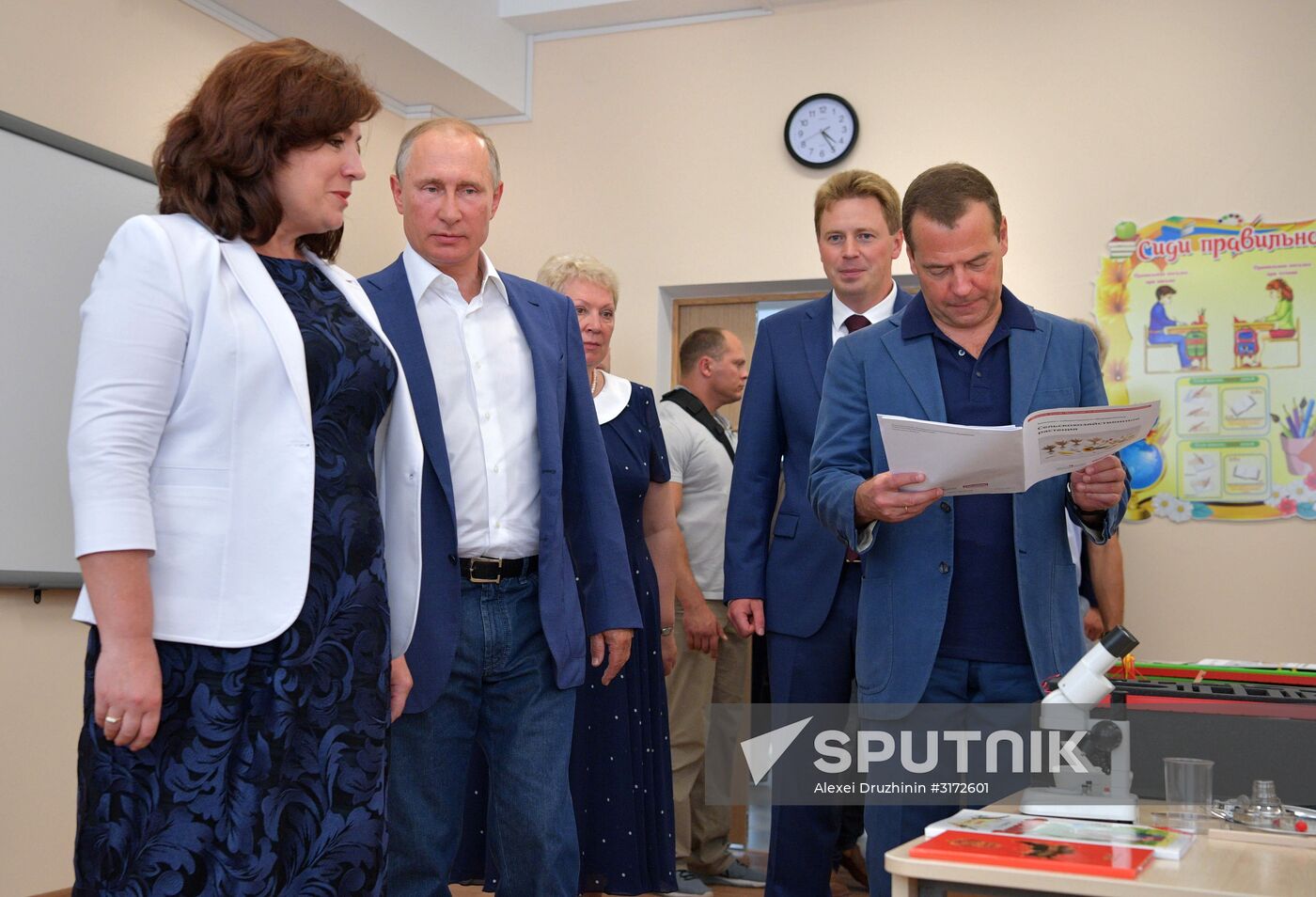 President Putin, Prime Minister Medvedev visit Sevastopol