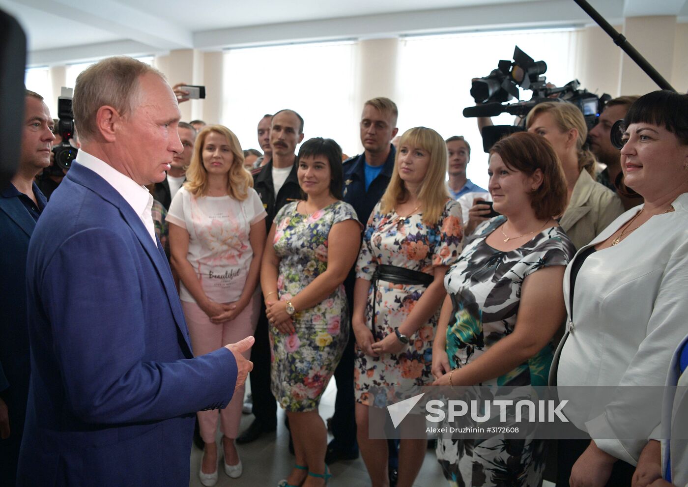 President Putin, Prime Minister Medvedev visit Sevastopol