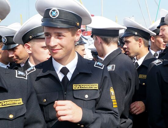 Kruzenshtern training bark arrives at Kaliningrad port