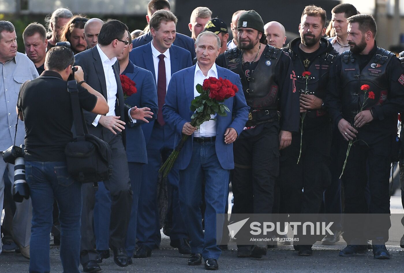 President Putin, Prime Minister Medvedev visit Sevastopol