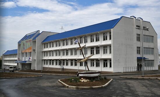 President Putin, Prime Minister Medvedev visit Sevastopol