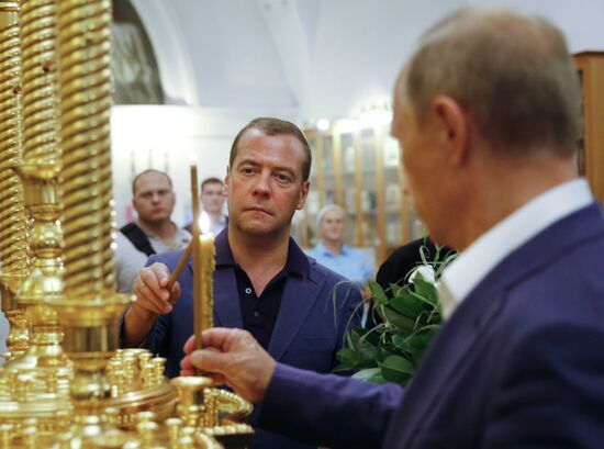 President Putin, Prime Minister Medvedev visit Sevastopol