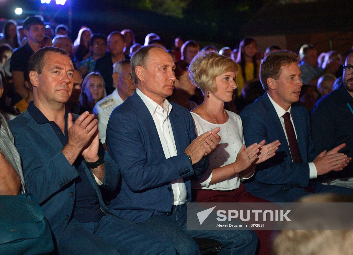 President Putin, Prime Minister Medvedev visit Sevastopol