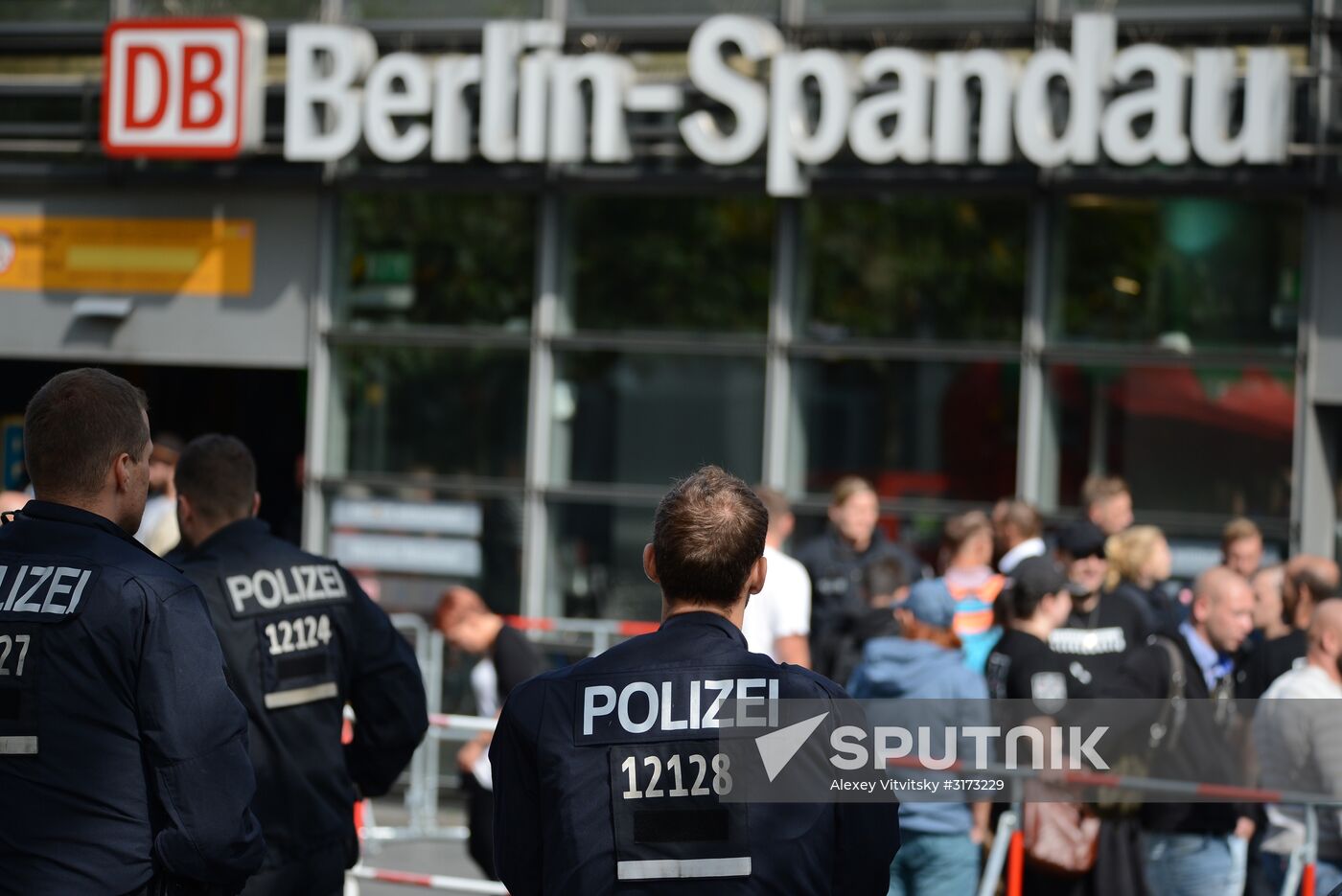 Neo-Nazi rally commemorating death of Rudolf Hess in Berlin