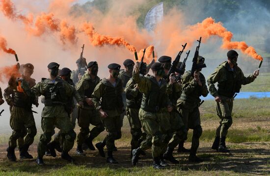 Race of Heroes in Vladivostok