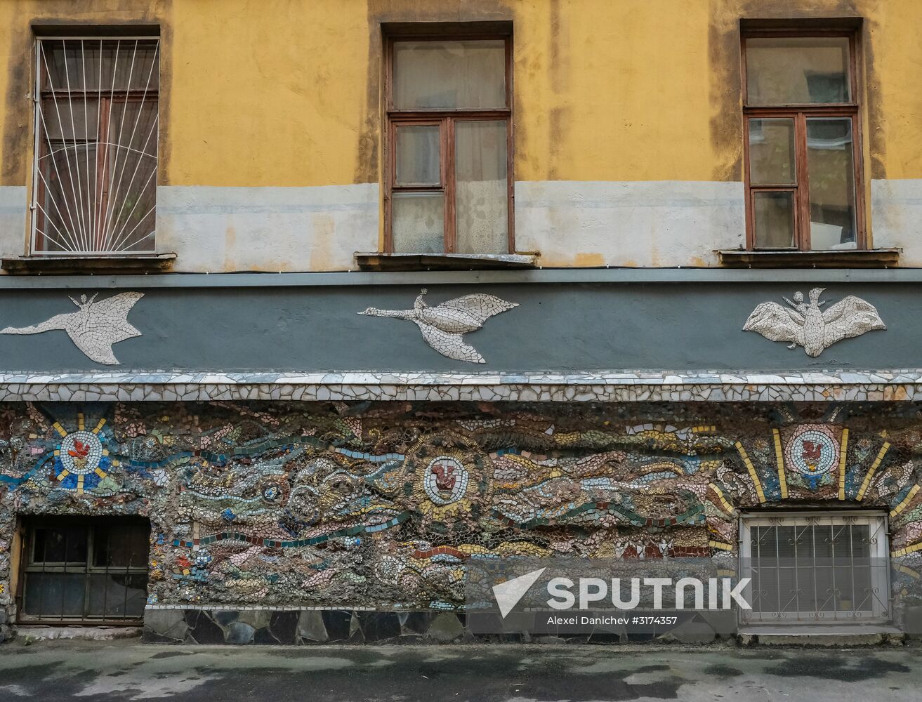 Mosaic Courtyard on Fontanka River Embankment in St. Petersburg