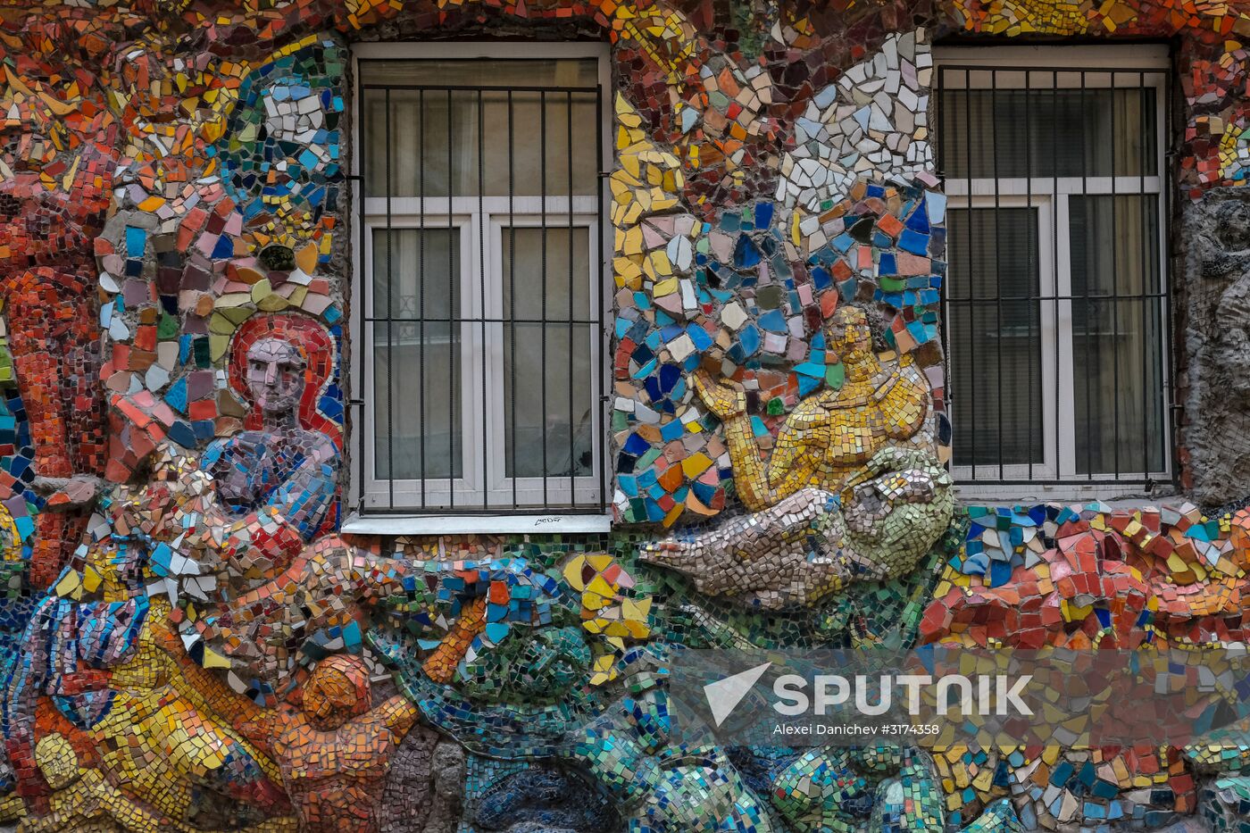 Mosaic Courtyard on Fontanka River Embankment in St. Petersburg