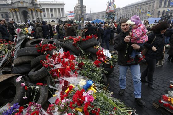 All-Ukrainian people's assembly on Maidan Nezalezhnosti