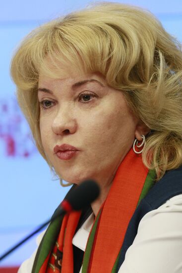 New conference on Warsaw's National Theater production of "ICE" staged by K. Bogomolov