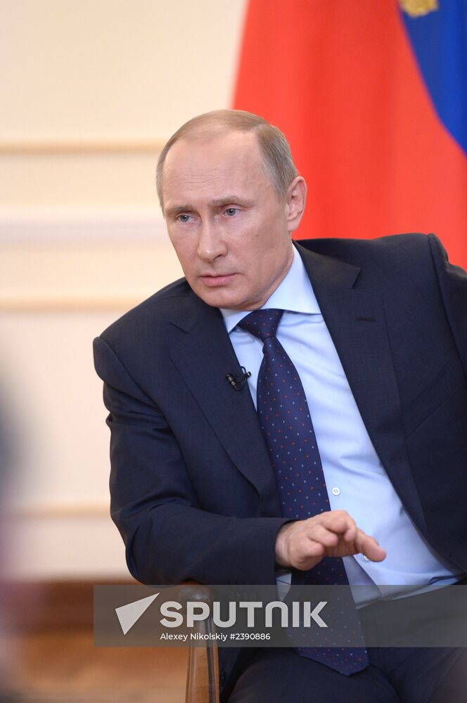 Vladimir Putin meets journalists in Novo-Ogaryovo residence