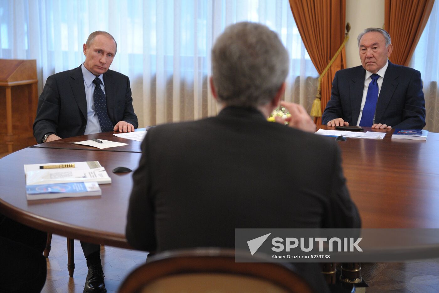 Vladimir Putin chairs Supreme Eurasian Economic Council meeting