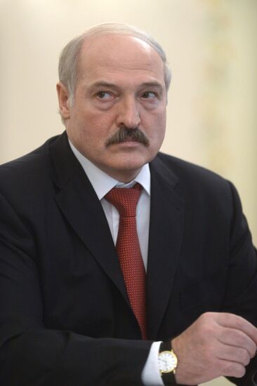 Vladimir Putin chairs Supreme Eurasian Economic Council meeting