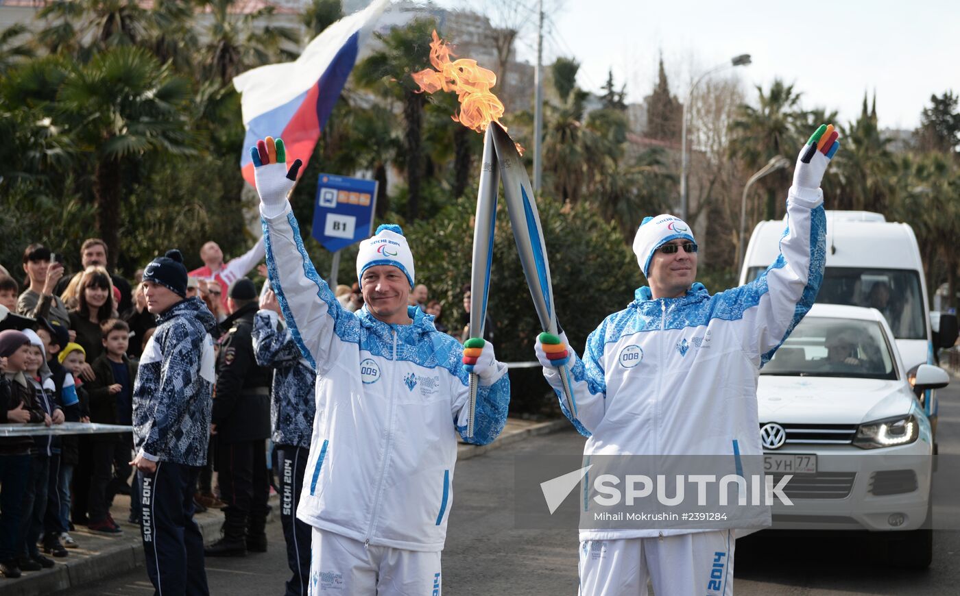 Paralympic torch relay. Sochi. Day Two