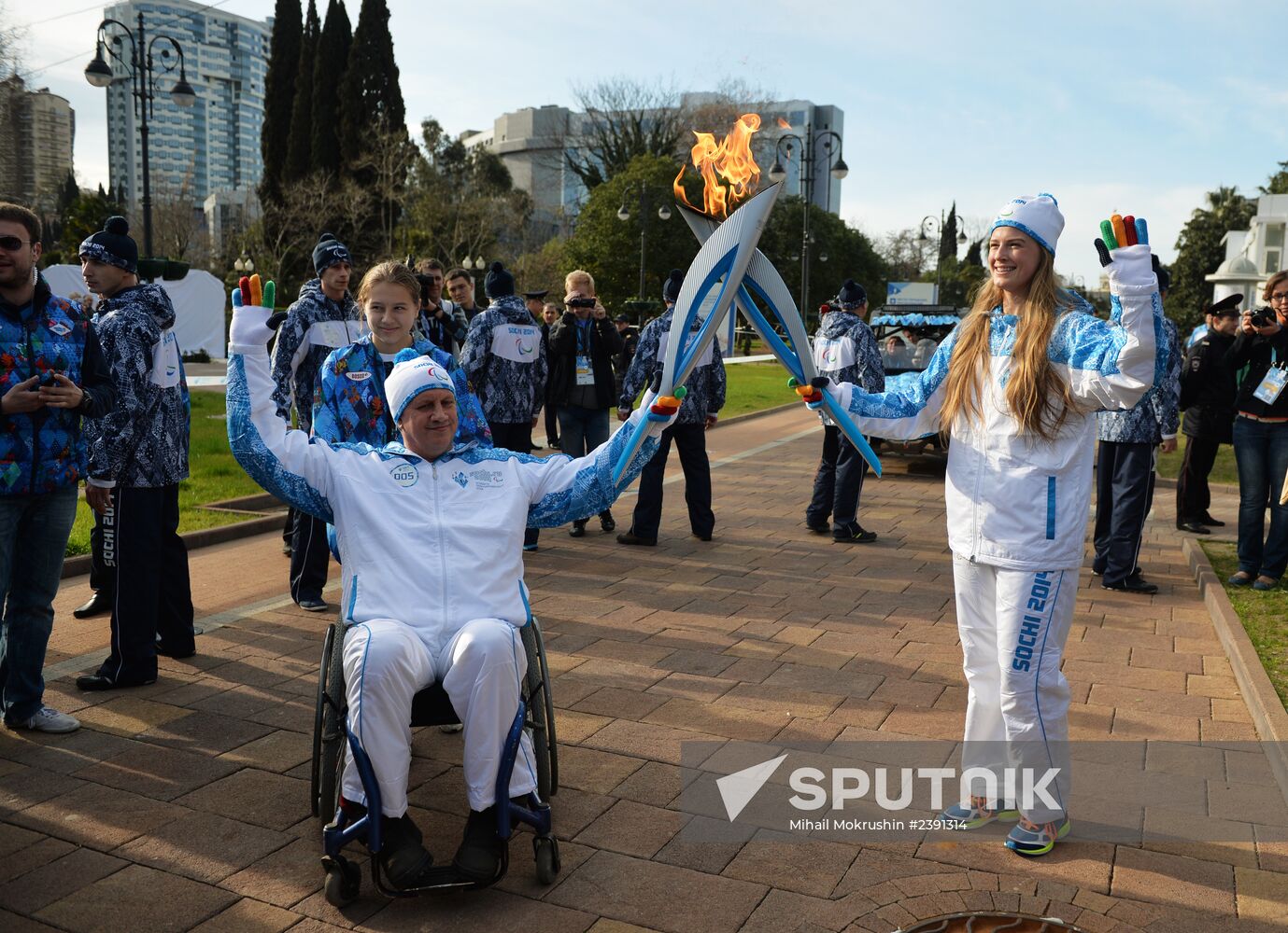 Paralympic torch relay. Sochi. Day Two