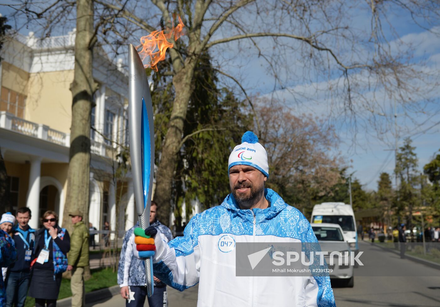 Paralympic torch relay. Sochi. Day Two