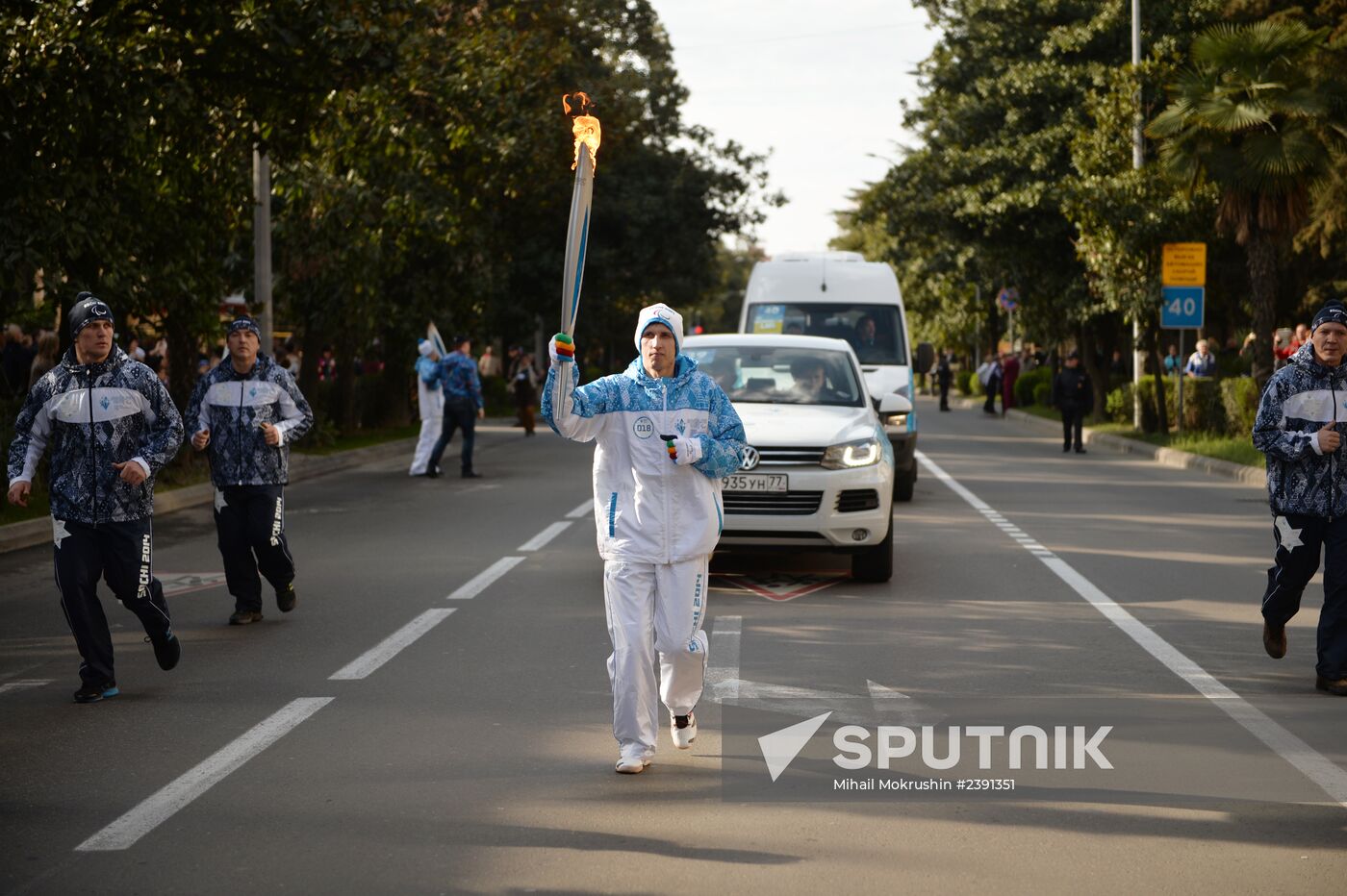 Paralympic torch relay. Sochi. Day Two