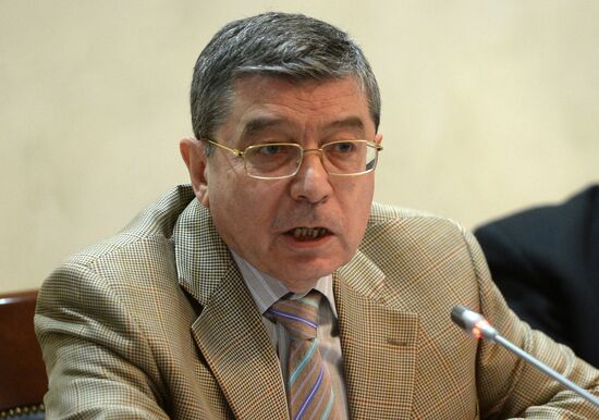 Russia's Public Chamber holds hearings on situation in Ukraine