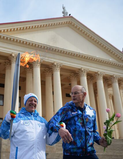 Paralympic torch relay. Sochi. Day Two