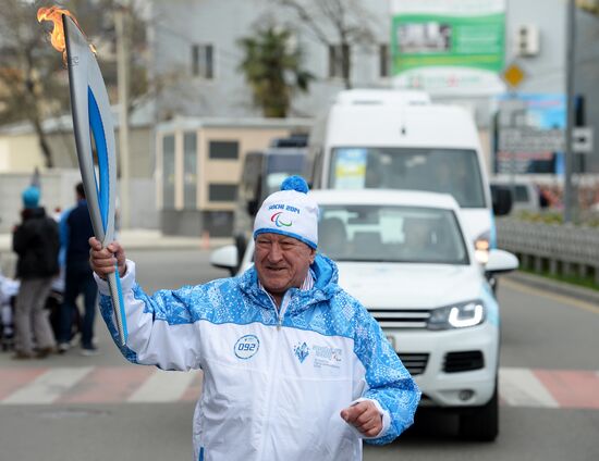 Paralympic torch relay. Sochi. Day Two