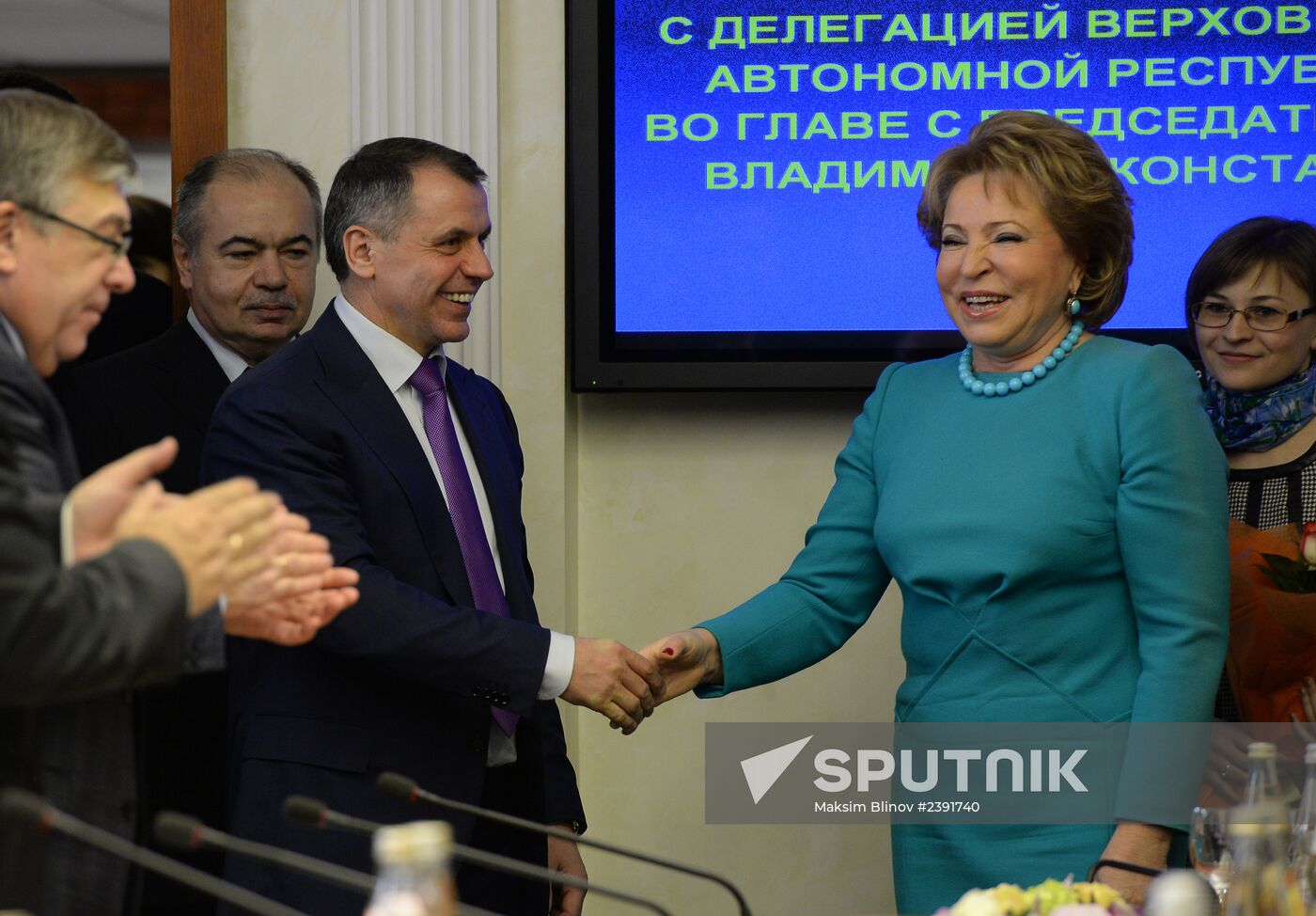 Russian Federation Council Speaker Valentina Matviyenko meets with Crimean Supreme Council delegation