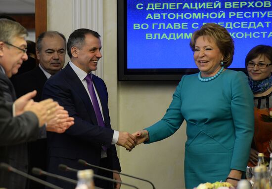 Russian Federation Council Speaker Valentina Matviyenko meets with Crimean Supreme Council delegation