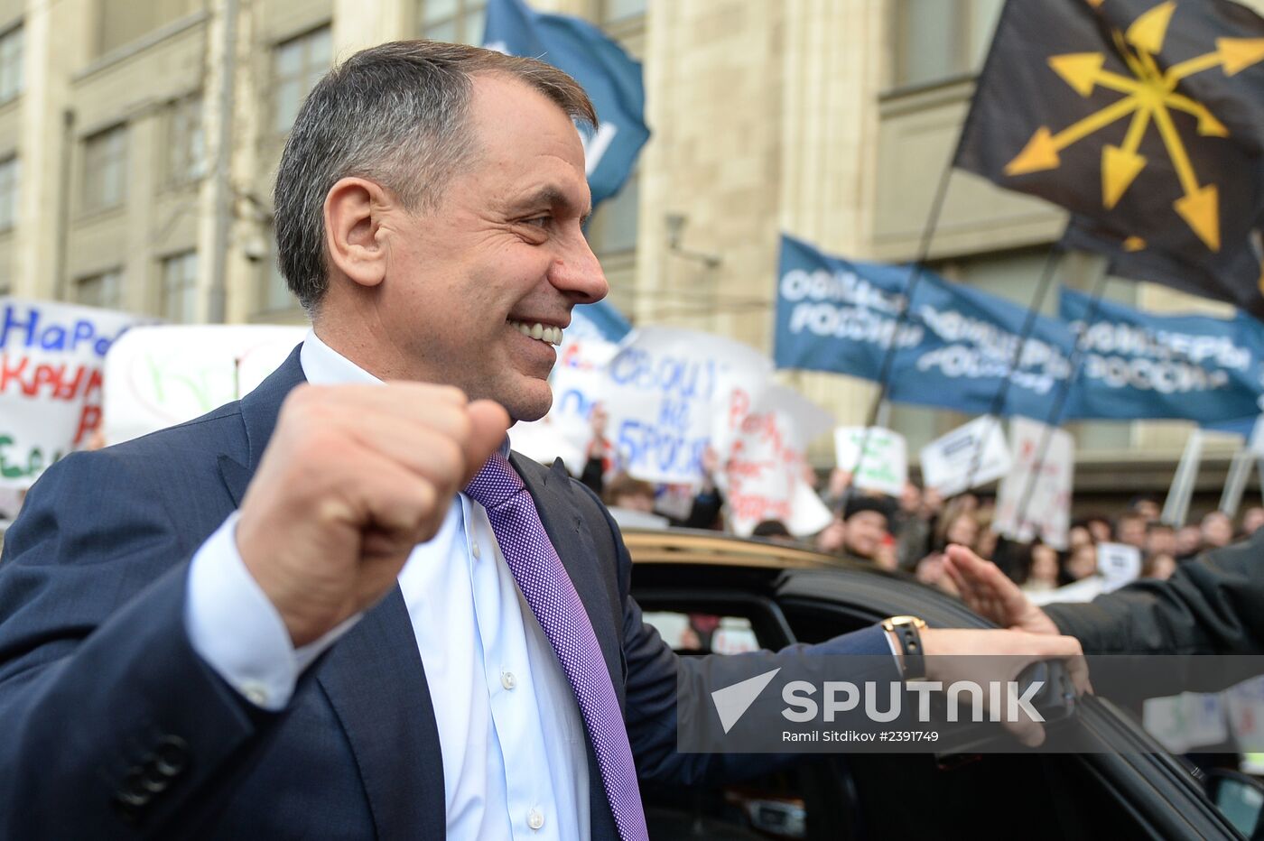 State Duma speaker meets with Crimean deputies