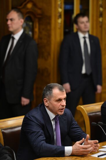 State Duma speaker meets with Crimean deputies