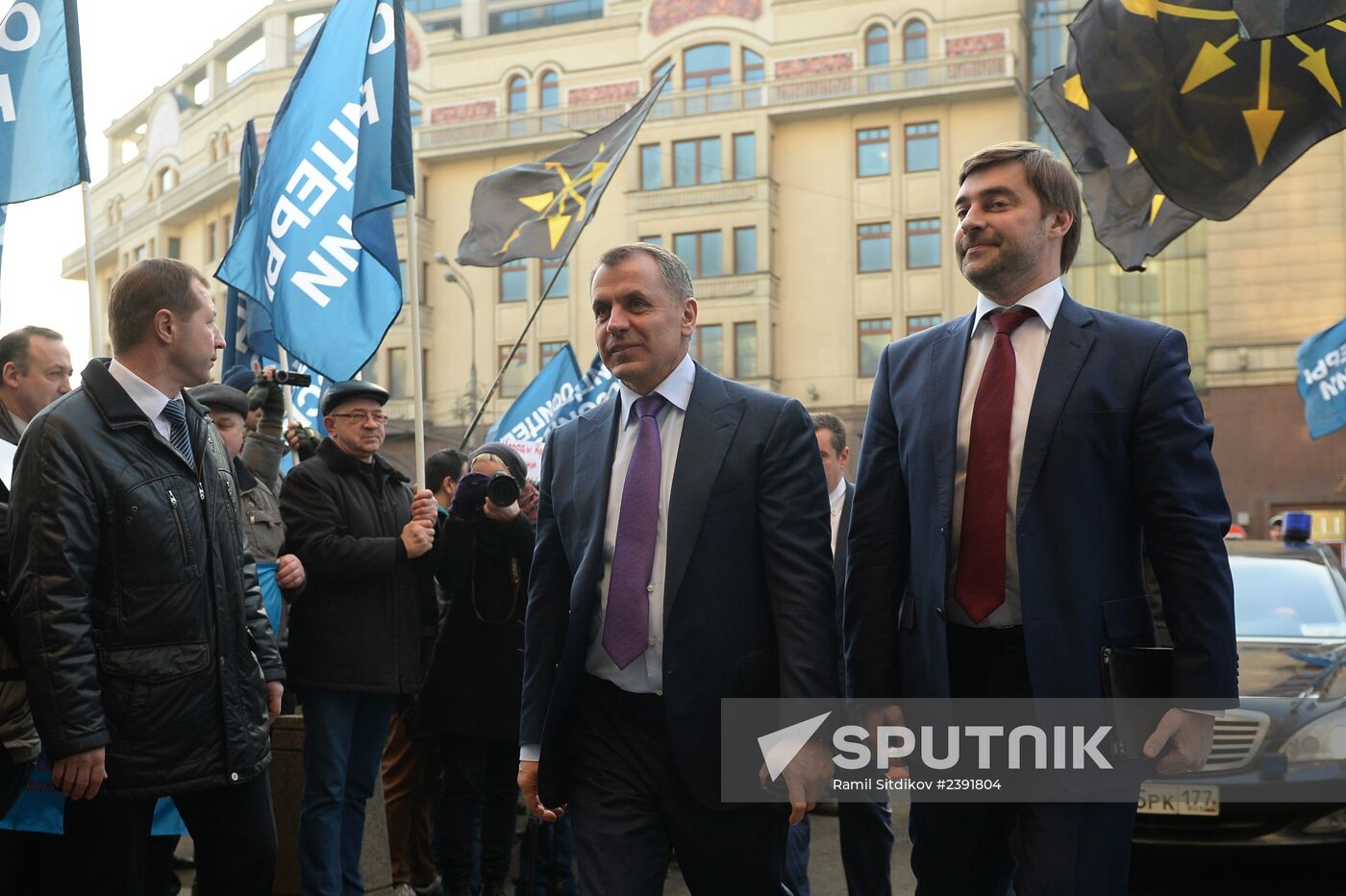 State Duma speaker meets with Crimean deputies