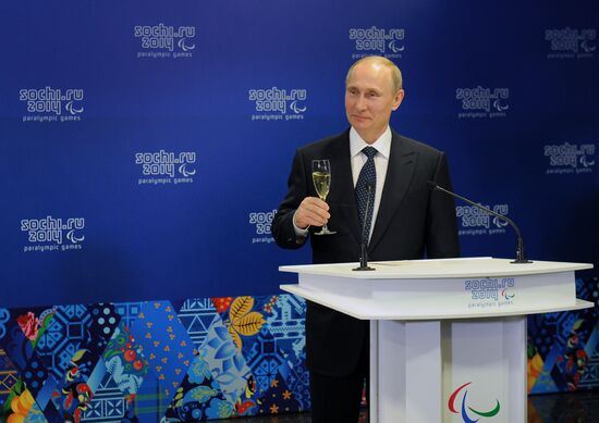 Putin meets with board members of International Paralympic Committee