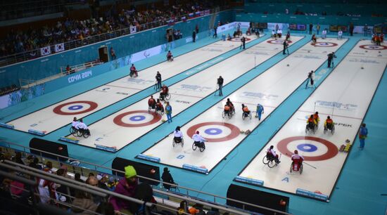 2014 Winter Paralympics. Wheelchair curling. Day One