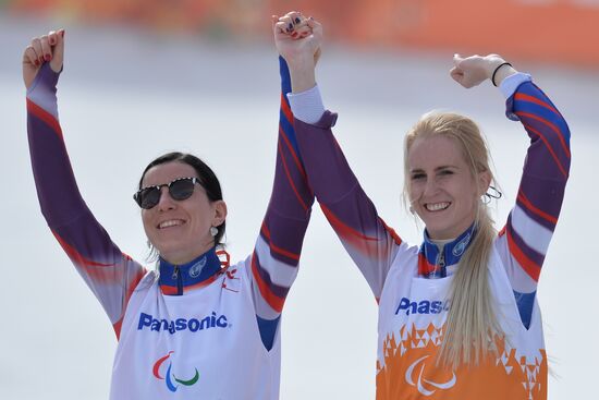 2014 Winter Paralympics. Alpine skiing. Women. Downhill