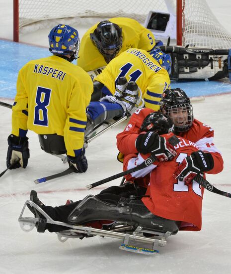 2014 Winter Paralympics. Ice sledge hockey. Canada vs. Sweden